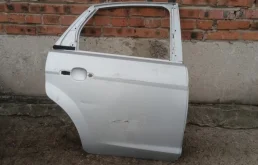 Дверь задняя правая Ford Focus MK2