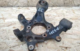 Кулак задний левый для Mitsubishi Pajero на фотографиях