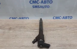 Форсунка топливная для Volvo XC90 2013 года на фотографиях