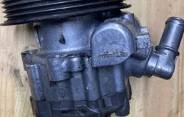 Насос Гур Land Rover Range Rover Vogue 3 L322 3.6
