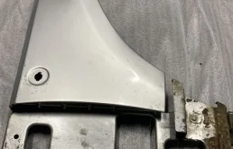 Крыло переднее правое Land Rover Range Rover Vogue