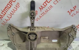 Подрамник двигателя Volkswagen Golf 5 BVY 2006