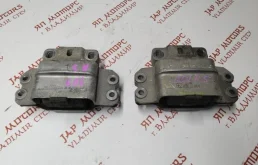 Подушка двигателя Audi A3 8P BSE 1.6 2008