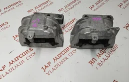 Подушка двигателя Audi A3 8P BSE 1.6 2008