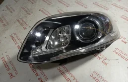 Фара ксеноновая передняя левая Volvo XC60 B5254T12