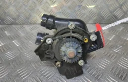 Водяной насос (Помпа) Volkswagen Passat B7 1.8TSI