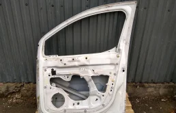 Двери для Citroen Berlingo 2021 года на фотографиях