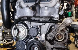 Двигатель 5F04 Peugeot 308 1 1.6 Бензин