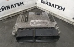 Блок управления двигателем Volkswagen Golf 2011 6