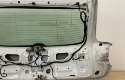 Крышка багажника для Audi Q7 на фотографиях