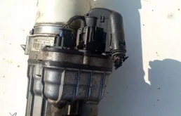 Электроусилитель руля для Opel Zafira 2006 года на фотографиях