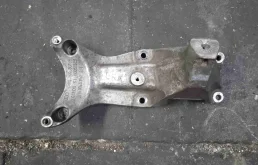 Кронштейн Audi D4 (2010—2014) 4G0199307H
; 4G0199307 CRE