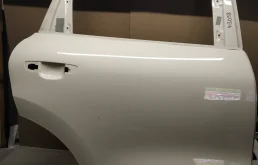 дверь задняя правая Volkswagen Touareg 7P6 2011