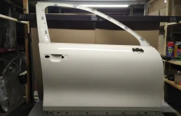 дверь передняя правая Volkswagen Touareg 7P6 2011