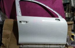 дверь передняя правая Volkswagen Touareg 2 7P6 2012