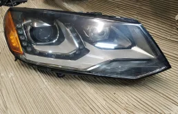 фара правая Volkswagen Touareg 2 7P6 2011