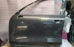 дверь передняя левая Volkswagen Touareg 2 7P6 2012