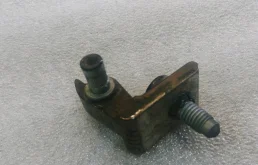 петля двери задней правой Audi A4 B8/8K  2012