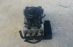 блок ABS Volkswagen Touareg 2  2013