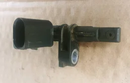 датчик ABS Volkswagen Touareg 2  2013