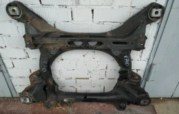 передняя балка (подрамник) Volkswagen Touareg 2  2013