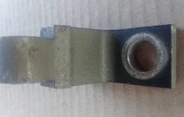 петля двери правой Volkswagen Tiguan  2009