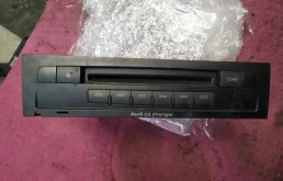 CD-чейнджер Audi Q7  2008