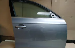 дверь передняя правая Audi A4  2009