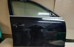 дверь передняя правая Audi A4  2009