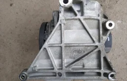 кронштейн генератора Volkswagen   2007
