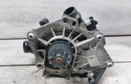 водяная помпа Audi A4 B9