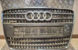 решетка радиатора Audi Q7 4L