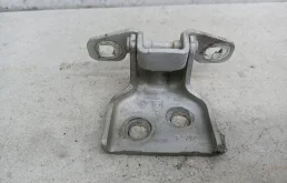 Петля двери передней Renault Logan 1 2008
