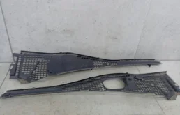 Дождевик Renault Logan 2009 8200294316