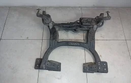 Передняя балка (подрамник) Mercedes-Benz A W176
