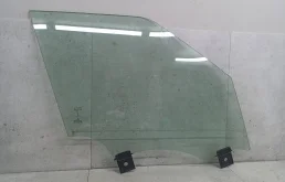 Стекло двери передней правой Land Rover 2