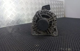Генератор Renault Megane 2 рест. 2012 231008578R