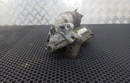 Стартер Renault Megane 3 2012 8200836473