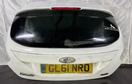 Крышка багажника Ford Focus 3 2013 1838957