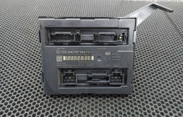 Блок комфорта Volkswagen Touareg 2 2014 4H0907064