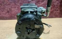 Компрессор кондиционера Ford Focus FYDB