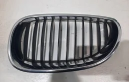 Решетка бампера BMW 5er 2003-2009 E60