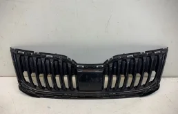 Решетка радиатора Skoda Octavia 2017-2020 A7 FL