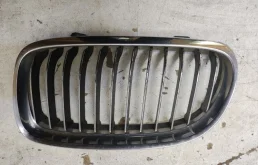 Решетка радиатора BMW 3er 2005-2013 E90