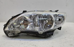 Фара Toyota Corolla 2010-2013 150