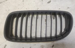 Решетка радиатора BMW 3er 2008-2011 E90