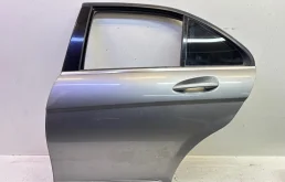 Дверь Mercedes-Benz -Class 2011-2014 W204