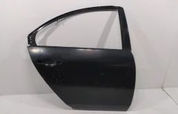 Дверь Nissan Primera 2002-2007 P12
