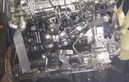 Двигатель без навесного для Ford Ranger 2012 года на фотографиях