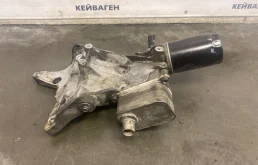 Корпус масляного фильтра теплообменником Volkswagen Passat 2009 B6
